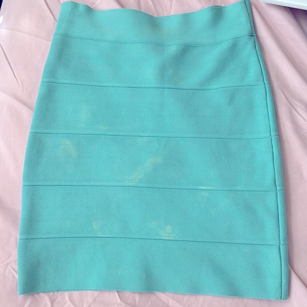 BCBG Max Azria Turquoise Aqua Blue Green Bandage Knit mico Mini Simone Skirt XS.